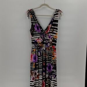 Just Love floral and striped summer maxi dress size XL v-neck and backline